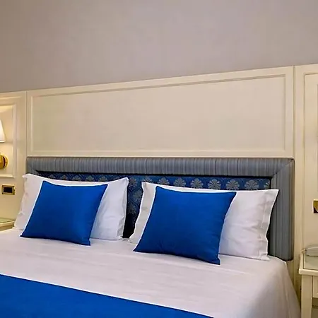 מלון President Venezia 4*