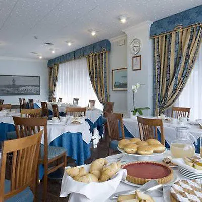 President Venezia ホテル 4*