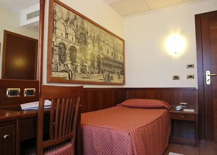 President Venezia Μέστρε