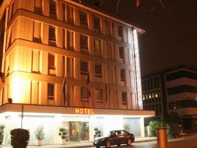 President Venezia Μέστρε