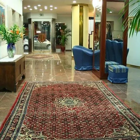 Hotell President Venezia 4*
