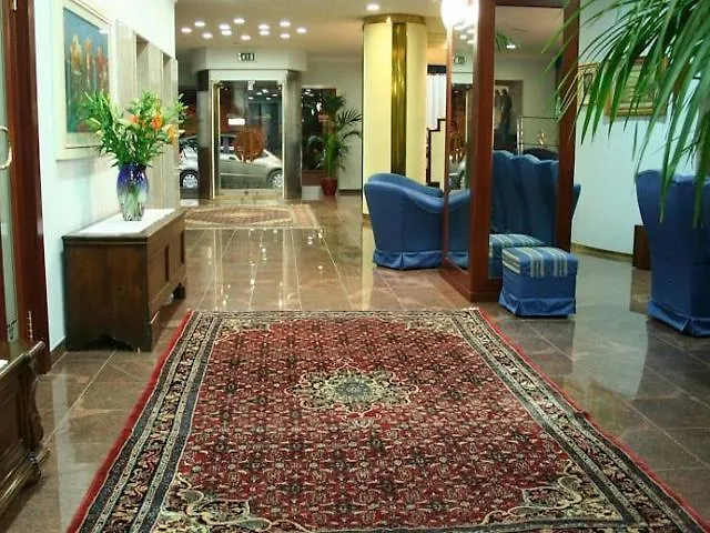 Hotel President Venezia 4*